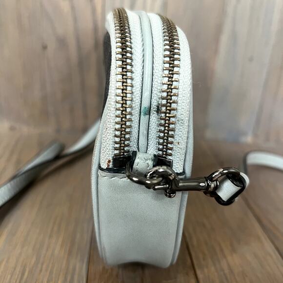 Coach Signature Rose Print Double Zip Crossbody Wristlet Bag Charcoal Sky 31855 - Picture 4 of 16